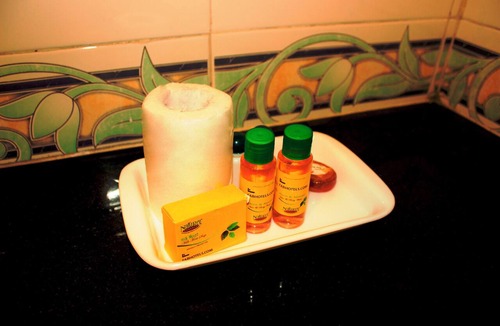 Dabok Hotel | Fabhotel The Crystal