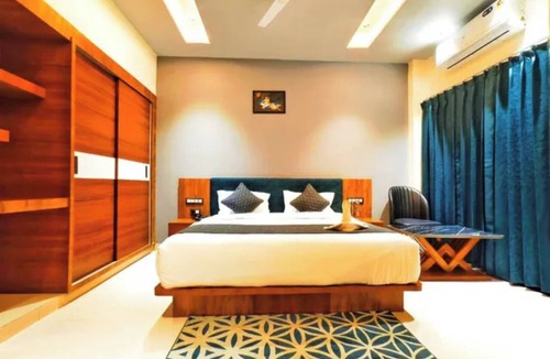 Dabok Hotel | Fabhotel The Crystal