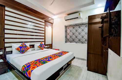 New Town Hotel | FabHotel Trishiv - Newtown Kolkata