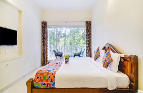 Thalayathimund Hotel | Fabhotel Vinu Valley Resorts
