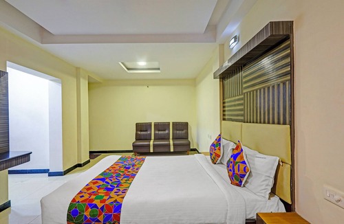 Kalapettai Hotel | Fabhotel Yagna Residency