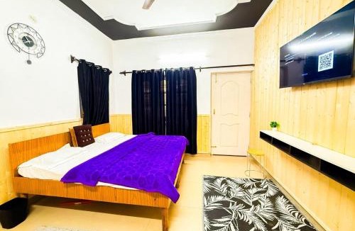 Bullawala Apartment | Family & Couples Studio Kitchen, 2 King Beds