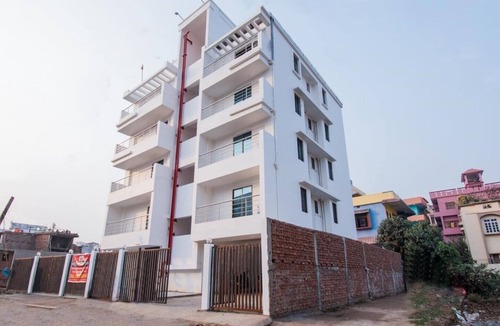 Danapur House | FAMILY ROOM 5-S G INTERNATIONAL