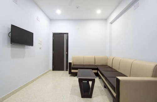 Danapur House | FAMILY ROOM 5-S G INTERNATIONAL