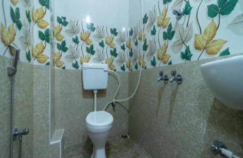 Kalapettai Hotel | Family Room - Happy Inn