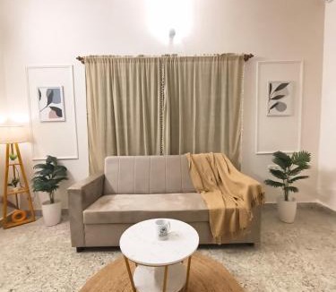 BTM 2nd Stage House | Flickstays Hazel