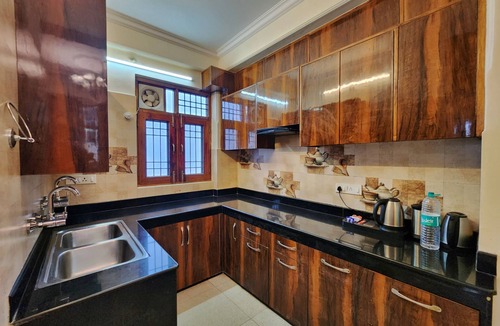 Shimla Bed & Breakfast | Florence BnB Shimla | Stay Near Mall Road and Ridge