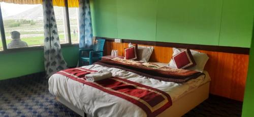 Man Bed & Breakfast | Full Moon Cottages Pangong Ladakh by LexStays