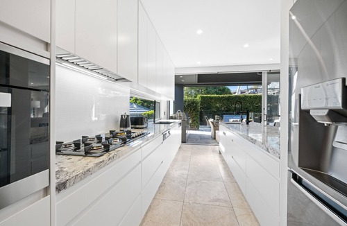 Vaucluse House | Fully Furnished house 89 day option
