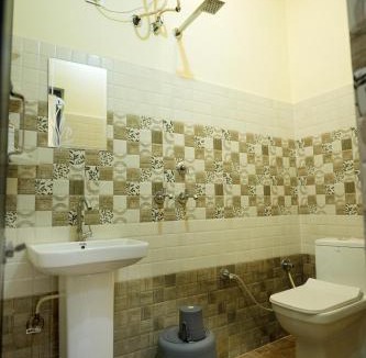 Ropar Hotel | G SQUARE Rooms