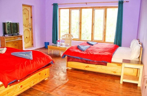 Hunder House | Galaxy Guest House