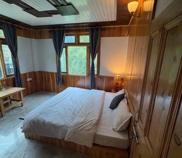 Jibhi Hotel | Gaunnie Valley - Jibhi