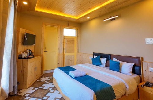 Sidhpur Hotel | Ghar Bar Boutique Stay & Cafe