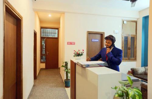 Sector 62 Hotel | Glinzer Noida