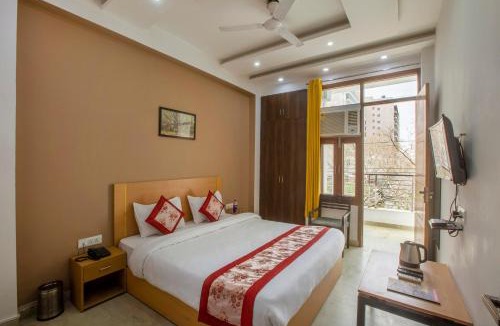 Sector 62 Hotel | Glinzer Noida