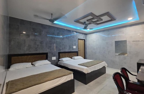 Mantralayam Hotel | Global Stay Mantralayam