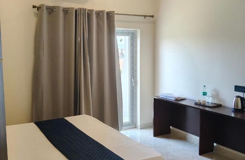 Bullawala Hotel | Glotus Hotel and Restaurant
