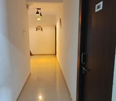Paud Hotel | Gokul Lodge