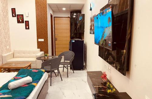Greater Noida Apartment | Golden palace studio