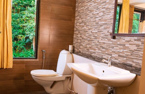 Devikolam Hotel | Goodland's Falling Water