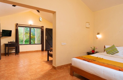 Devikolam Hotel | Goodland's Falling Water