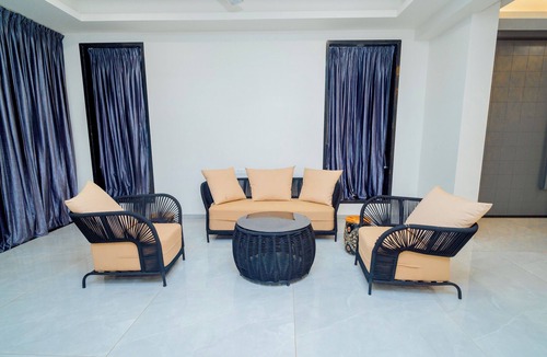 Vadanemelli Villa | Gorgeous Farm Stay on ECR, Private Pool & Serene Getaway