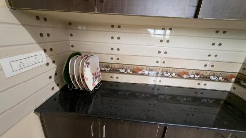 Tirupati House | Govinda Nivas Homestay- Appartement with Fridge ,AC ,Geyser, Sofa, Separate puja room ,WIFI ,TV, Lift and 24 hours check-out