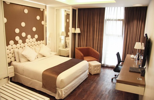 Dhaka Hotel | Grace 21 Smart Hotel is an elegant and cozy business boutique hotel.
