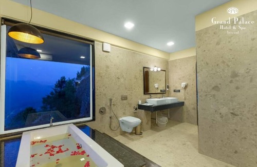 Yercaud Hotel | Grand Palace Yercaud