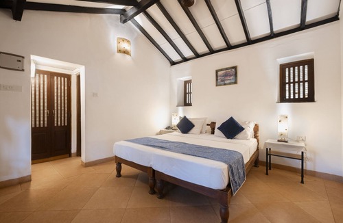 Anjuna Hotel | Granpa's Inn Hotel Bougainvillea