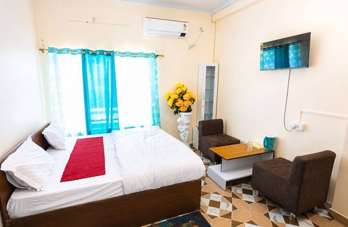 Srinagar Hotel | Green valley Hotel & Restaurant