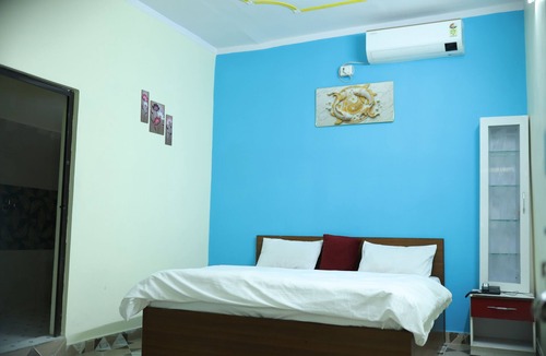 Srinagar Hotel | Green valley Hotel & Restaurant