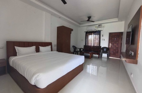 Poothurai Hotel | Greenway Retreat Resort