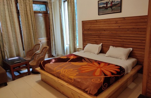 McLeod Ganj Hotel | Greenwoods Inn