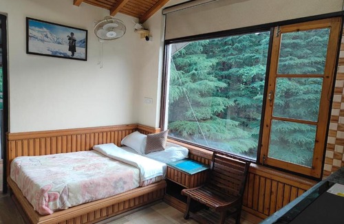 Dharamshala Hostel | Greenwoods Inn Mcleodganj #Parking #lift #All Balcony Rooms #Rooftop Terrace #Prime Location # Close to the Triund Trek Point 400 Mtr Head