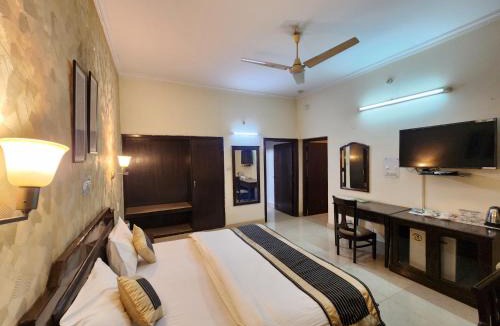 Jagadhri Hotel | Grey Pelican Tourist Resort