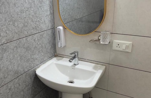 Zirakpur Apartment | Guest Stay Inn 1BHK