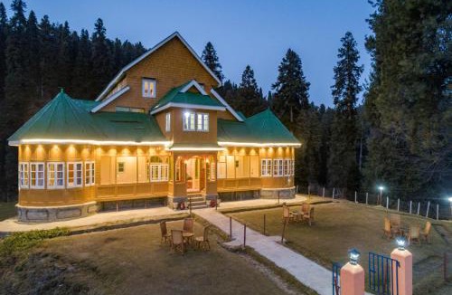 Srinagar Hotel | Gulmarg Ski Hill Resort
