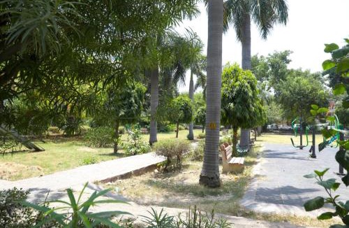 Mayur Vihar Apartment | Guru Kripa Timsy Villa
