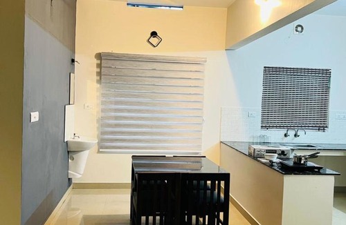 Eloor Apartment | H Halcyon Suites