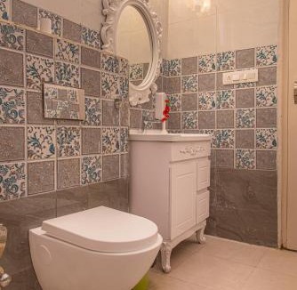 Kumarhatti House | Hampstead Residences