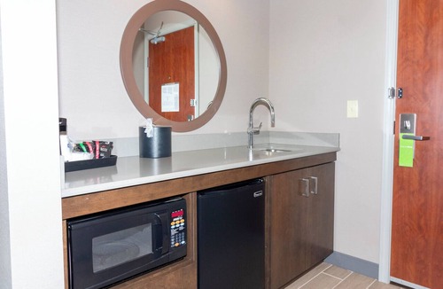 Rawlins Hotel | Hampton Inn Rawlins