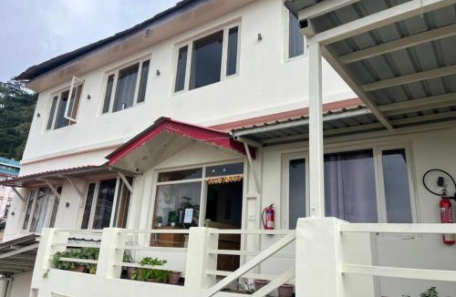 Shimla Hotel | Hans Cottage