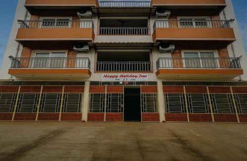 Manjakuppam Bed & Breakfast | Happy Holiday Inn
