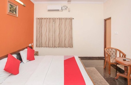 Electronics City Hotel | Happy Home Resort