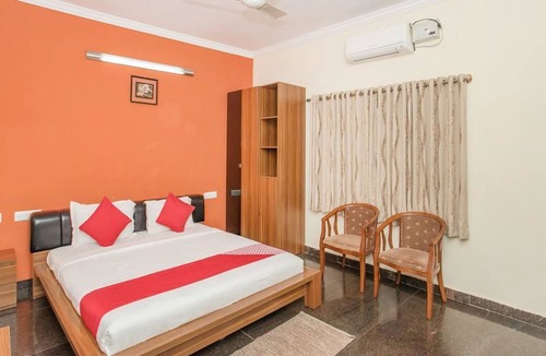 Electronics City Hotel | Happy Home Resort