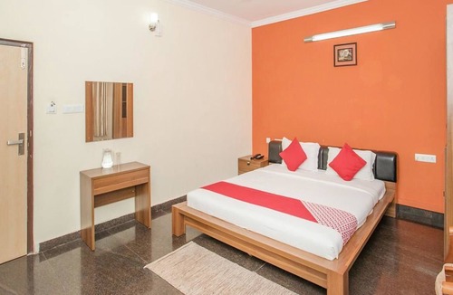 Electronics City Hotel | Happy Home Resort
