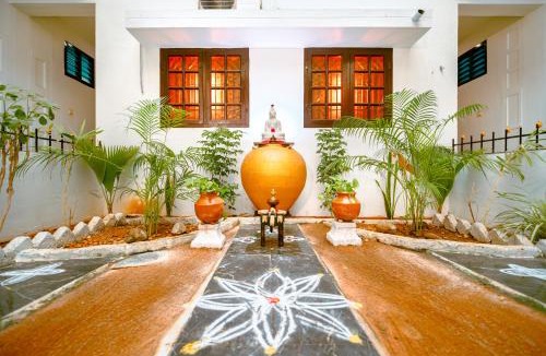 Rameshwaram Hotel | Hare Rama Hare Krishna - EESHA Hotel