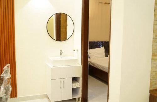 Mohali Apartment | Harmony Haven - Luxurious 3 BHK Haven for All