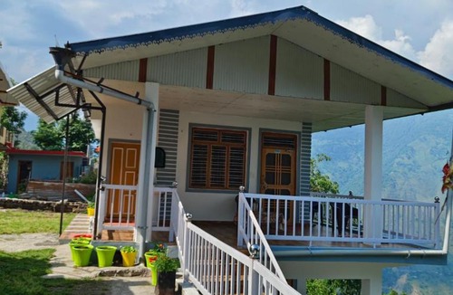 Munsyari House | Hayat Homestay